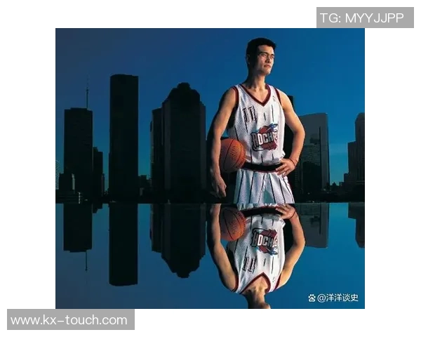 姚明在赛场上的专注与激情展现了篮球的魅力与运动员的精神 姚明在赛场上的专注与激情展现了篮球的魅力与运动员的精神