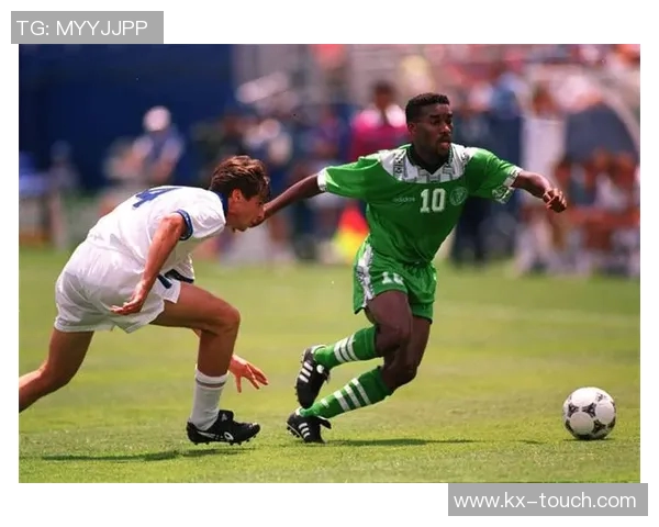 外国足球明星的成长历程与背后故事探秘