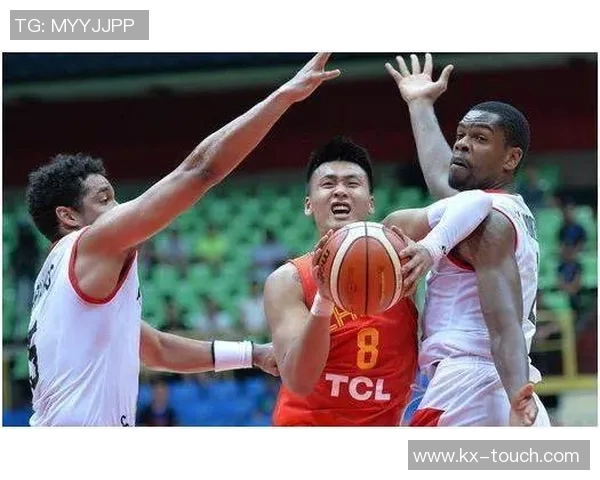 中国红队与立陶宛精彩对决集锦回顾展现篮球魅力与激情瞬间 中国红队与立陶宛精彩对决集锦回顾展现篮球魅力与激情瞬间